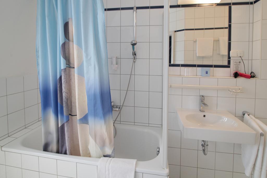 Art-Hotel Ерланген Екстериор снимка